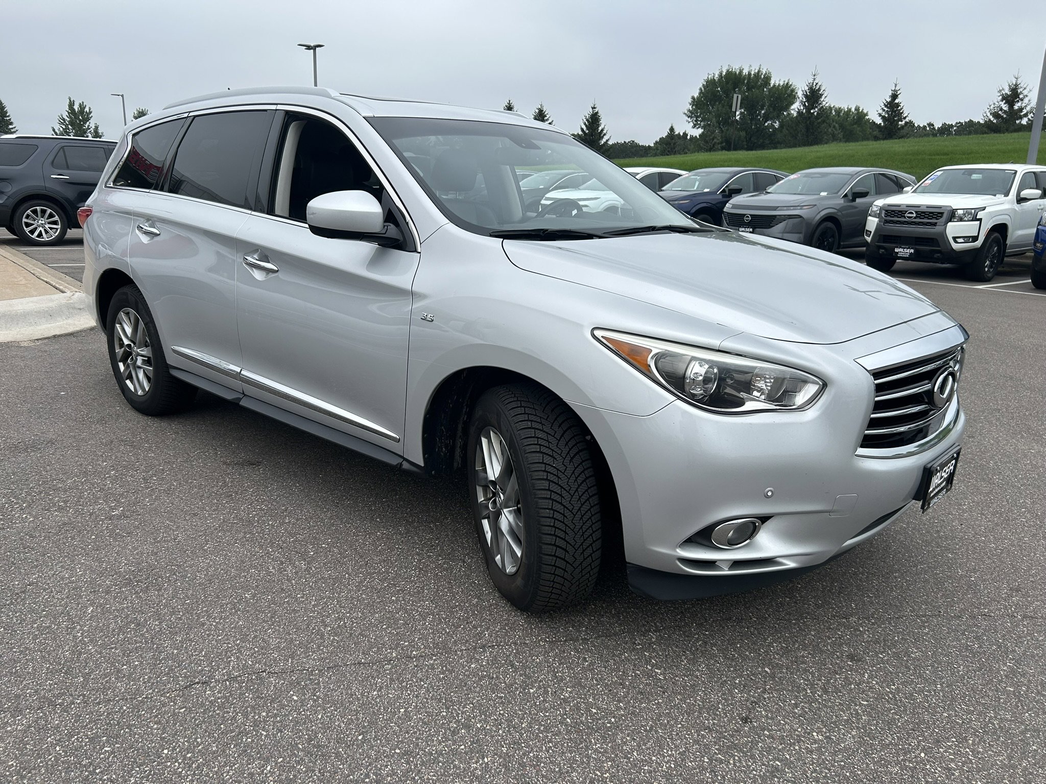 2015 Infiniti QX60 Base photo 4