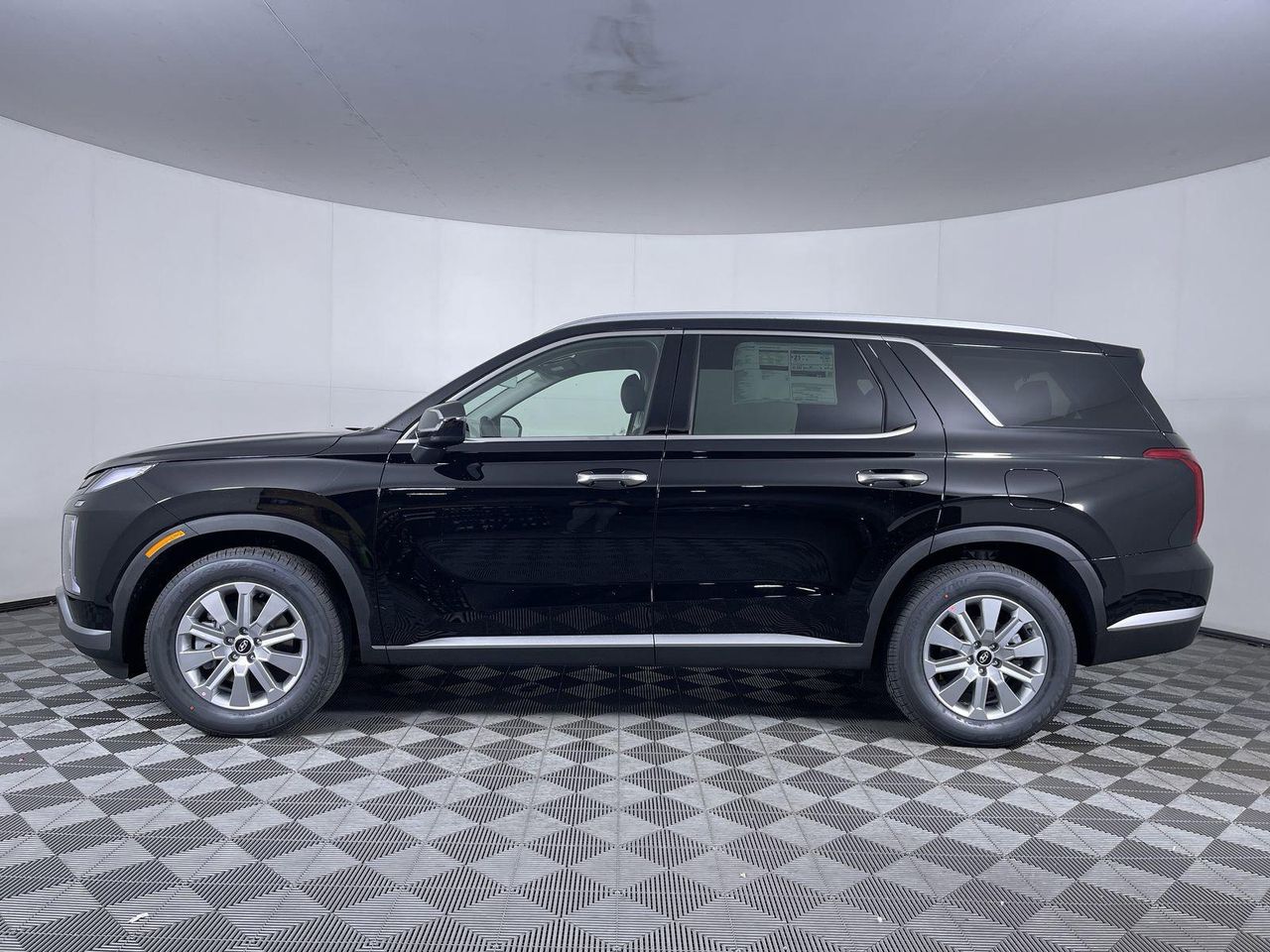 2025 Hyundai Palisade SEL photo 8