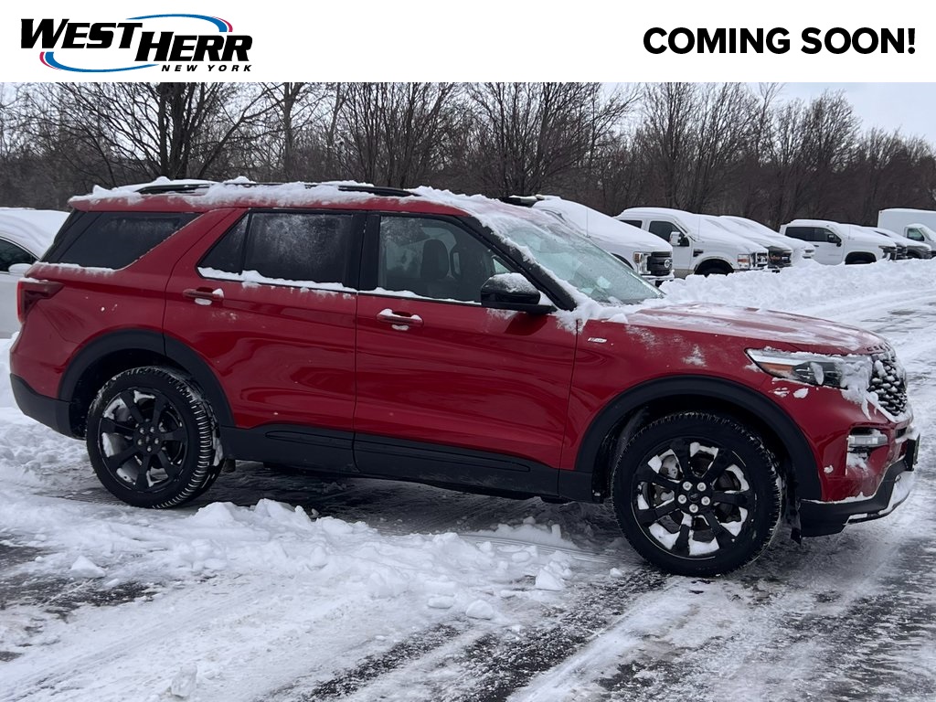 2023 Ford Explorer ST-LINE's photo