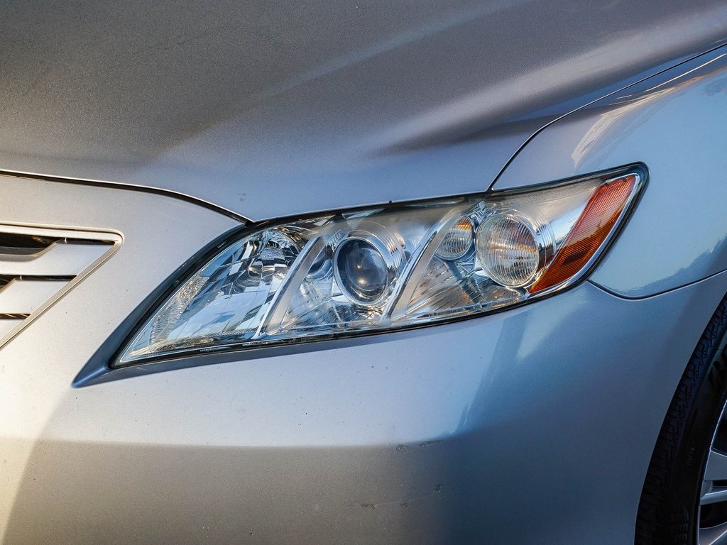 2007 Toyota Camry LE photo 4