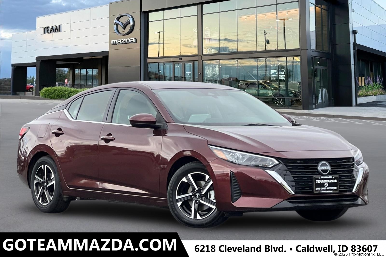 2024 Nissan Sentra SV's photo