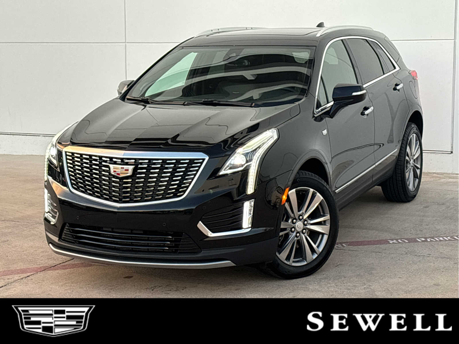 2025 Cadillac XT5 Premium Luxury's photo