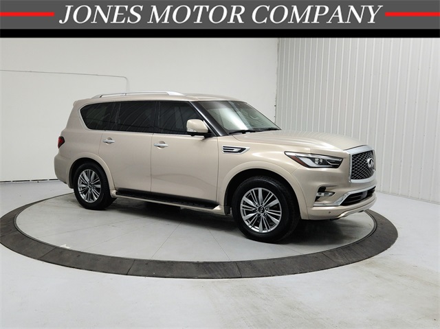 2021 INFINITI QX80's photo