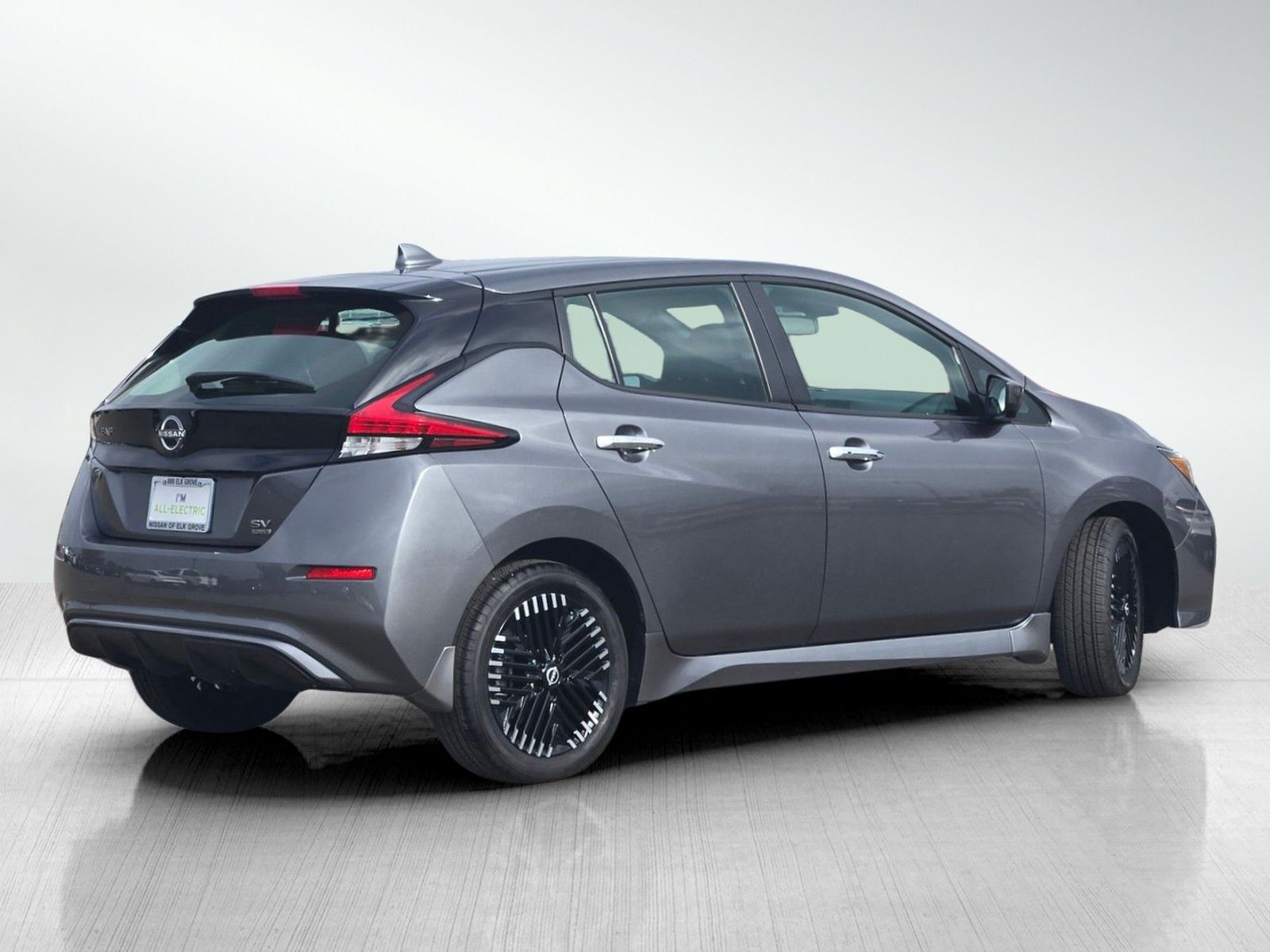 2025 Nissan Leaf SV Plus photo 4