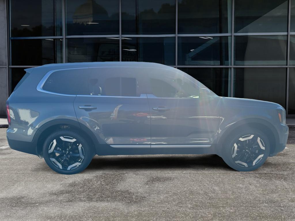 2025 Kia Telluride S photo 4