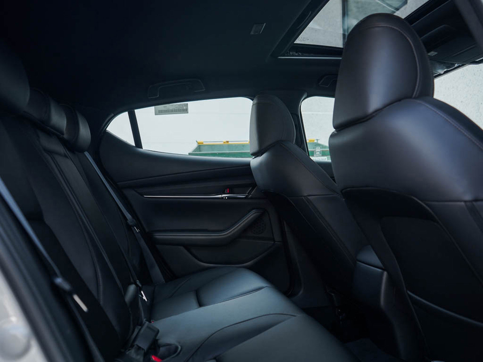 2025 Mazda Mazda3 Hatchback 2.5 s Preferred photo 10