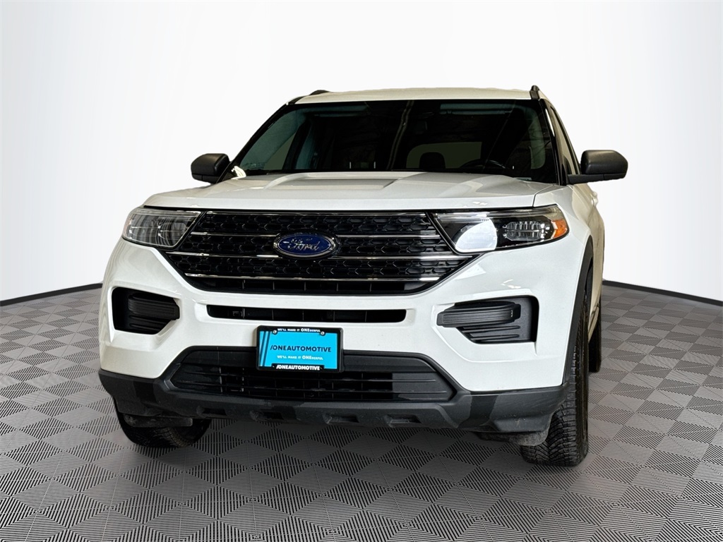 2022 Ford Explorer XLT's photo