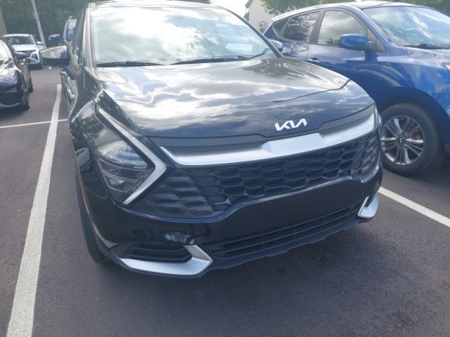 2024 Kia Sportage LX photo 2