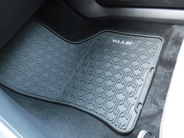 2025 Volkswagen Jetta 1.5T Sport photo 19