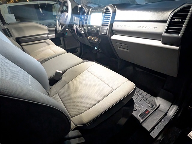 2019 Ford F-350 photo 8