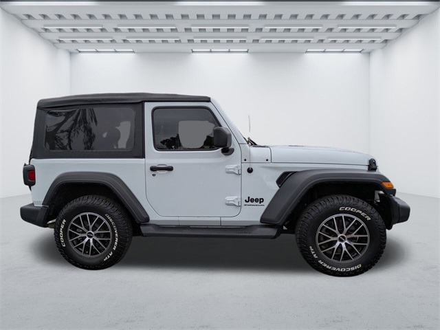 2023 Jeep Wrangler Sport photo 2