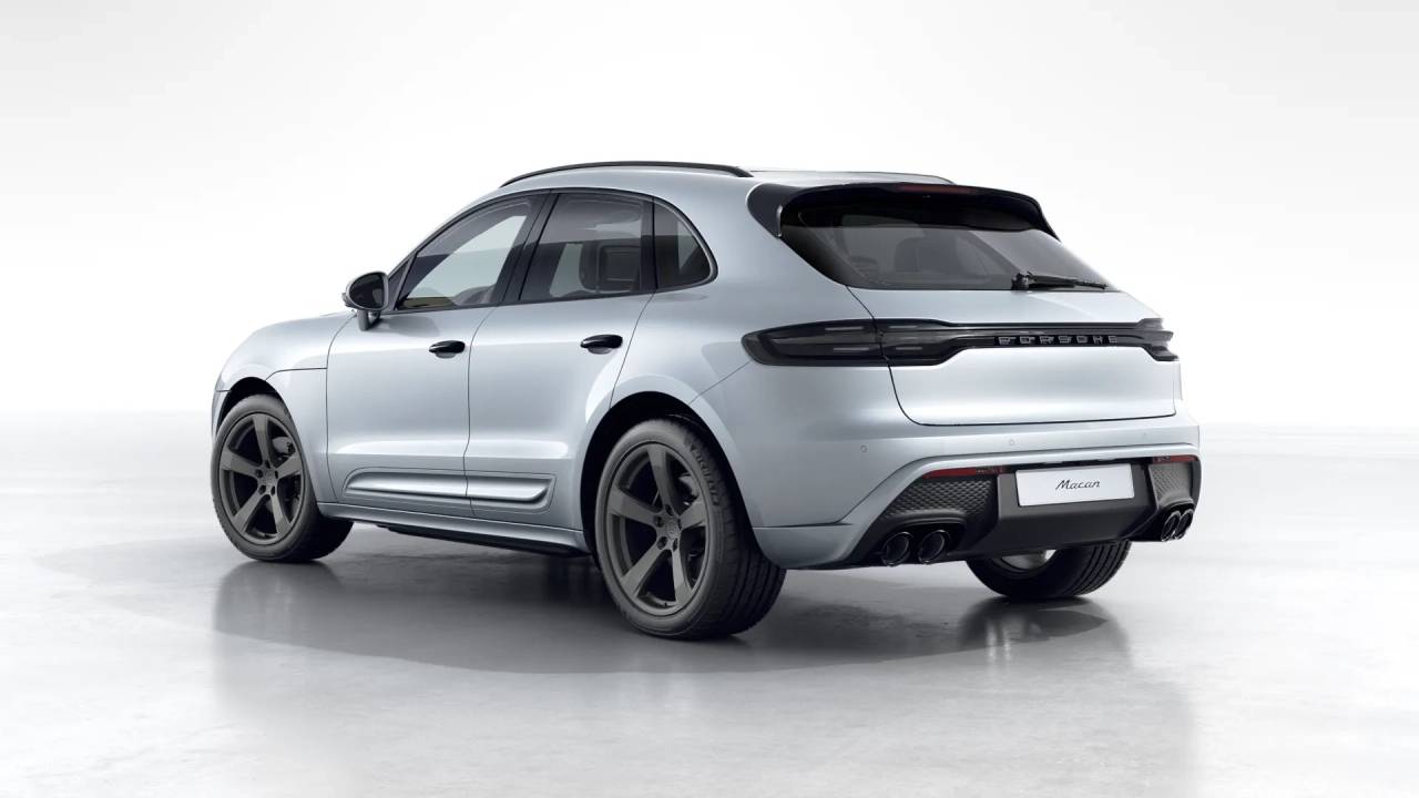 2026 Porsche Macan T photo 3