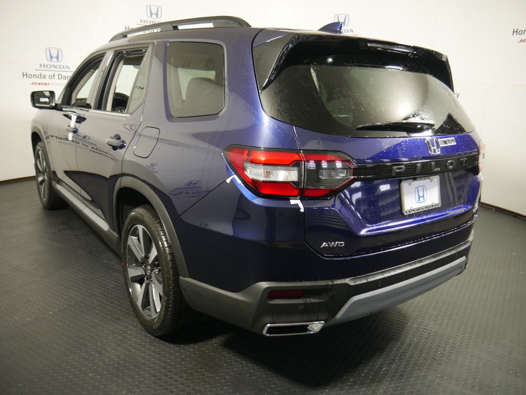 2025 Honda Pilot Touring photo 7