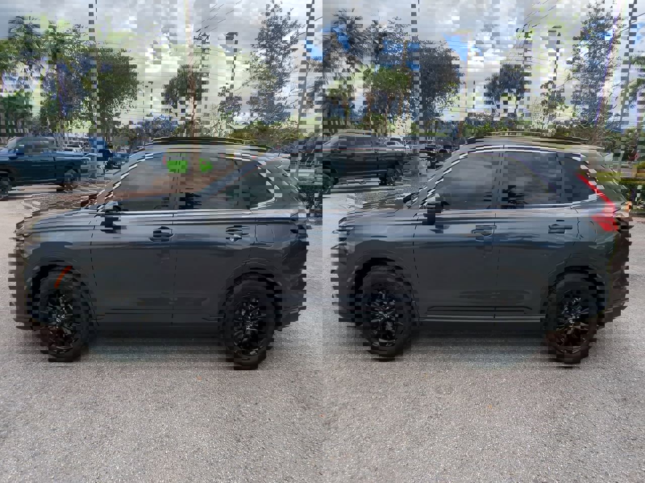 2023 Honda CR-V Hybrid Sport photo 4
