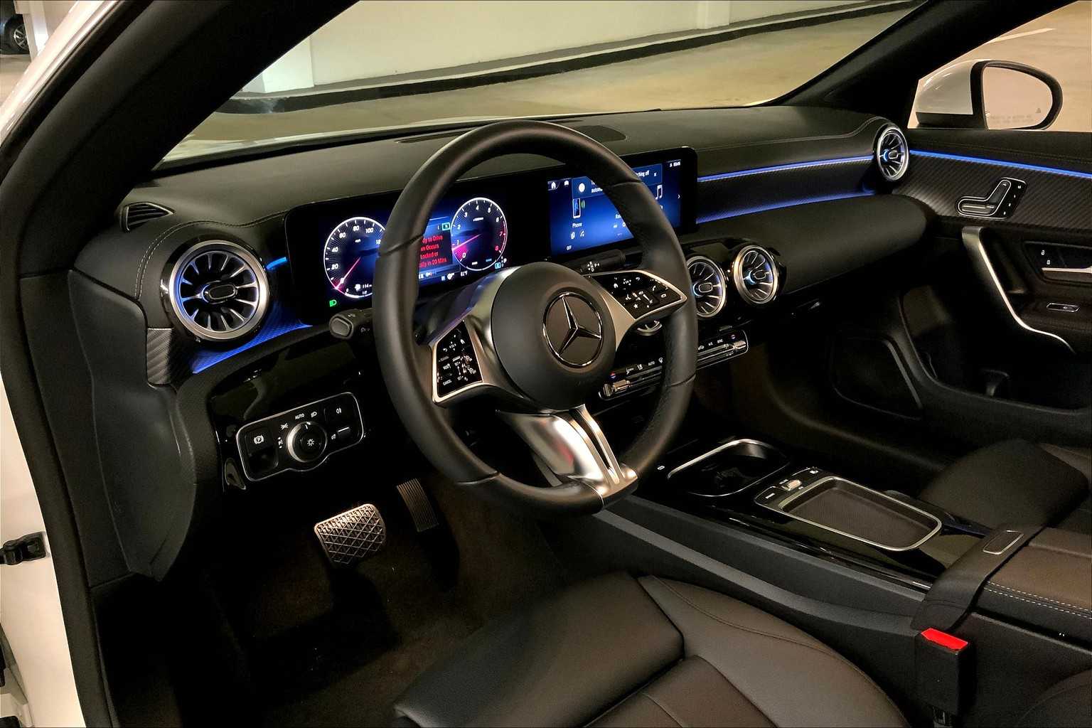 2025 Mercedes Benz CLA 250 photo 15