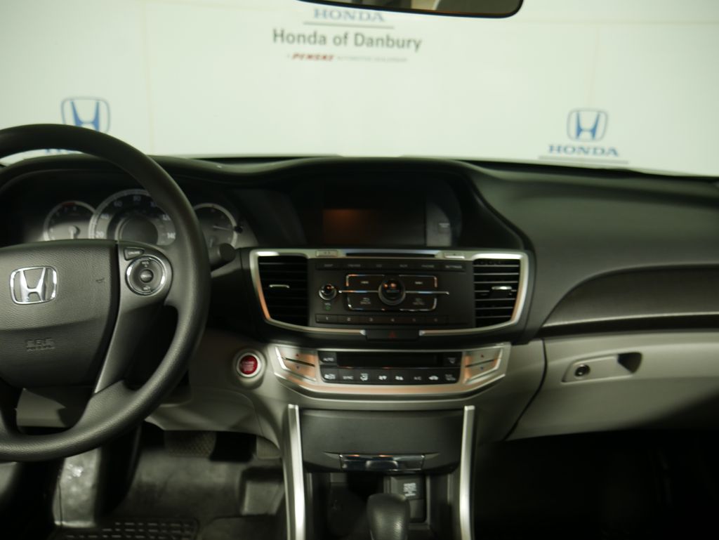 2014 Honda Accord EX photo 11