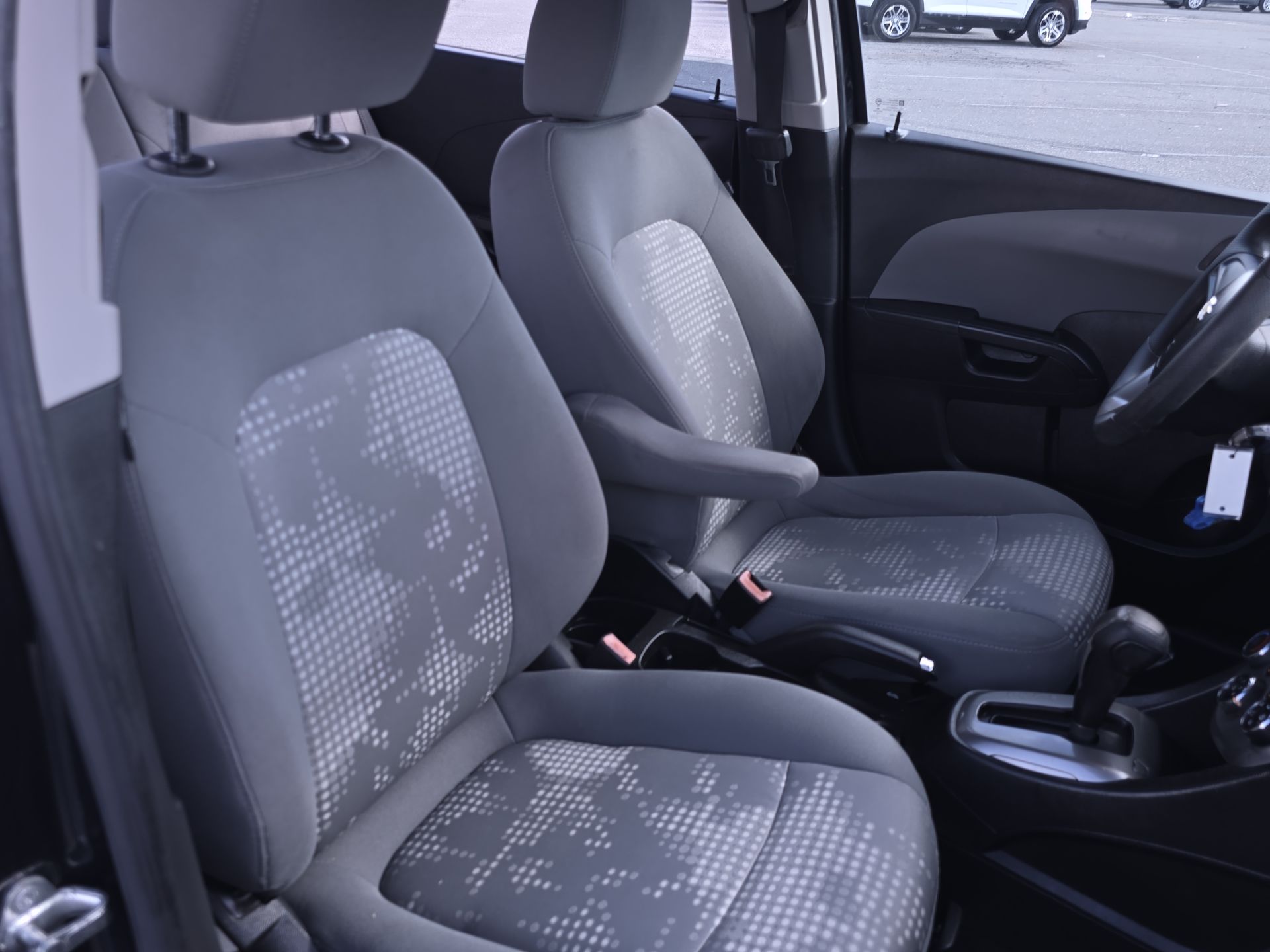 2013 Chevrolet Sonic LS photo 23
