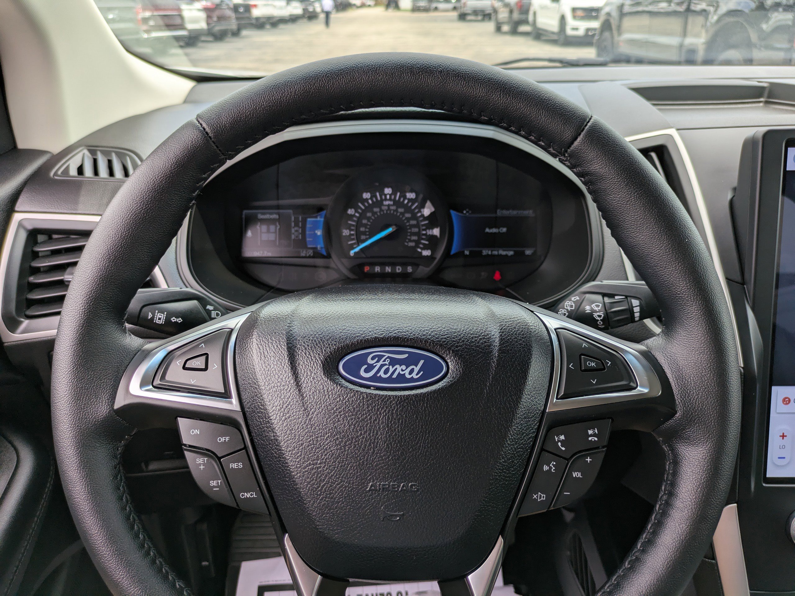 2024 Ford Edge SEL photo 21