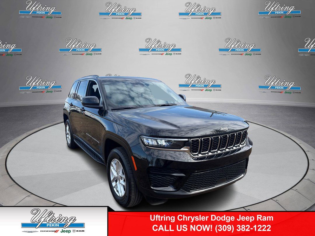 2024 Jeep Grand Cherokee Laredo's photo