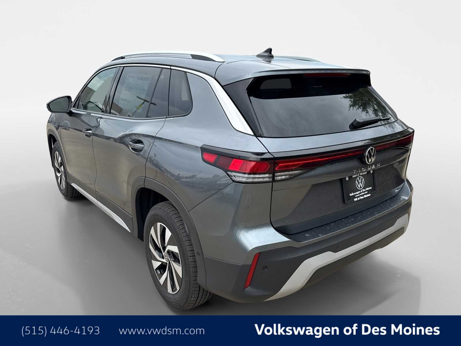 2025 Volkswagen Tiguan S photo 4