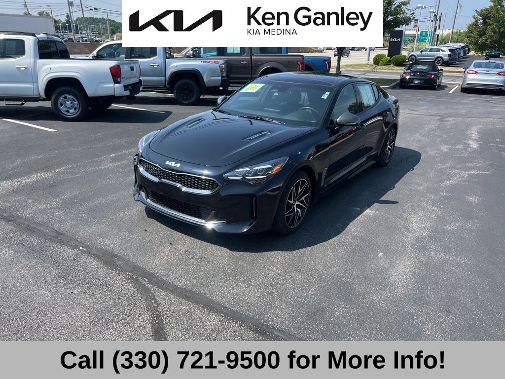 2023 Kia Stinger GT-Line photo 3