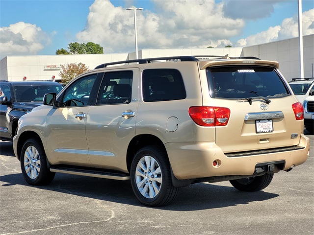 2017 Toyota Sequoia Platinum photo 3