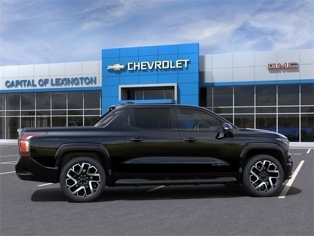 2024 Chevrolet Silverado EV RST photo 5