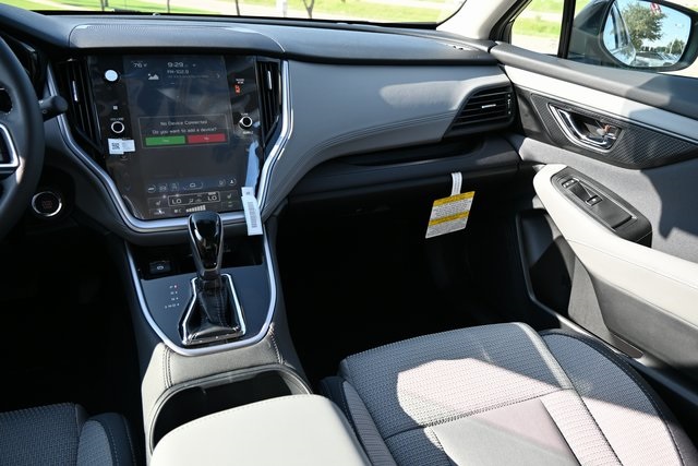 2025 Subaru Outback Premium photo 9