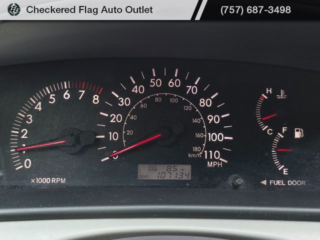 2005 Toyota Corolla CE photo 10