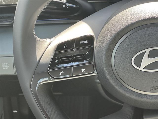 2025 Hyundai Elantra Hybrid Limited photo 22