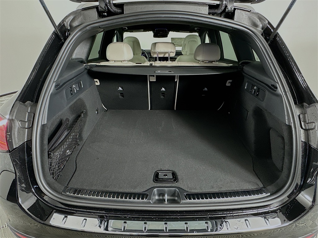 2026 Mercedes Benz GLC 300 4MATIC photo 23