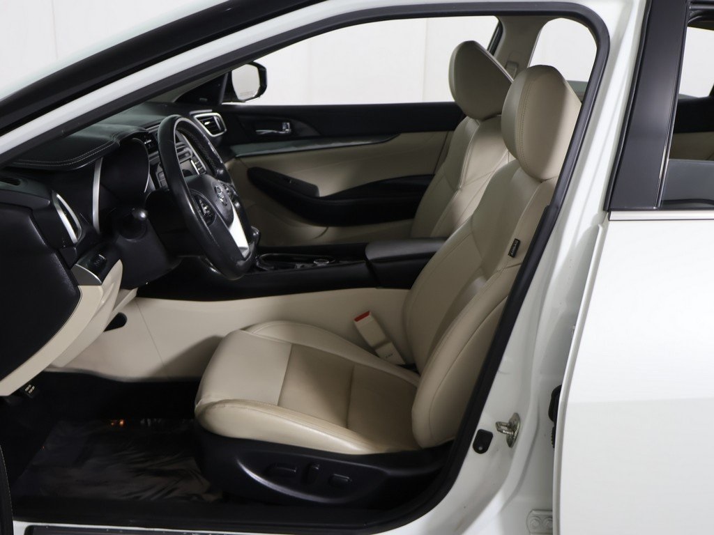 2019 Nissan Maxima SL photo 28