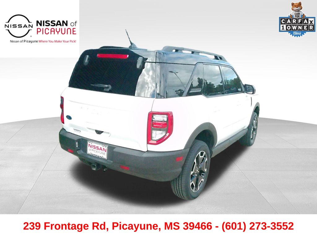 2022 Ford Bronco Sport Outer Banks photo 3