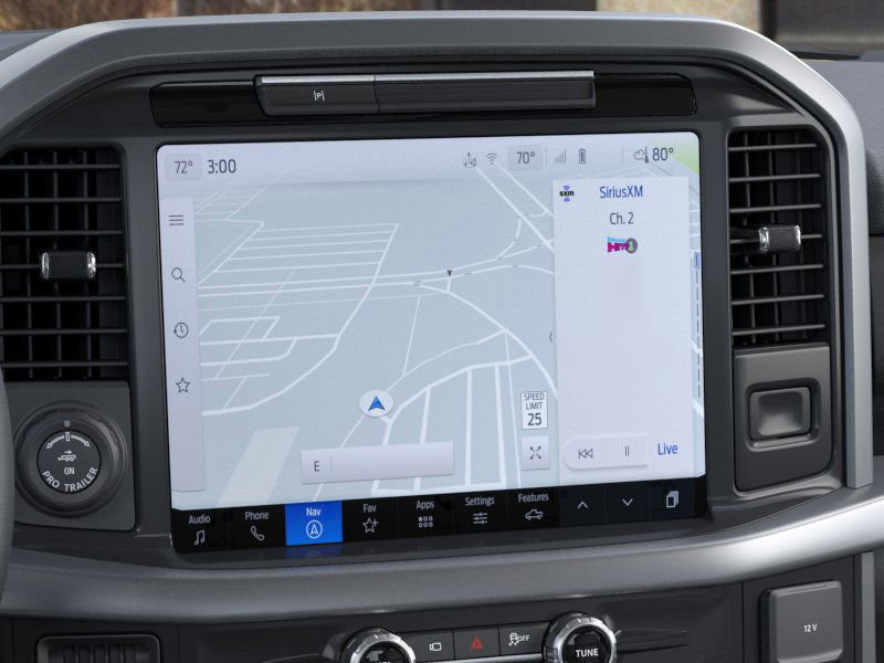 2025 Ford F-150 XLT photo 13