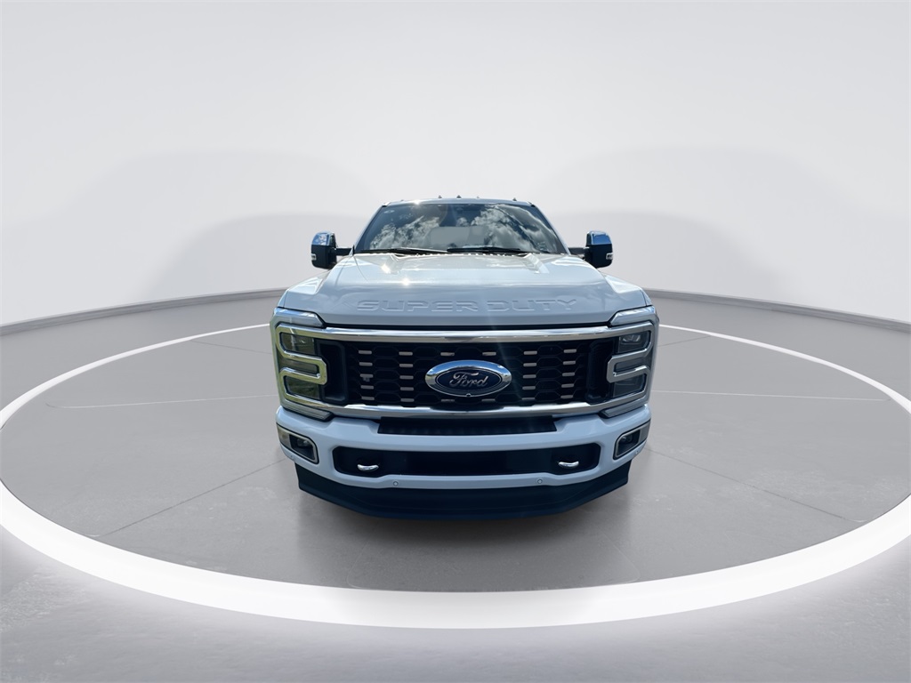 2024 Ford F-350 Platinum photo 3