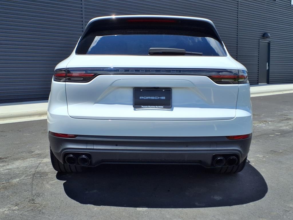 2023 Porsche Cayenne Base photo 26