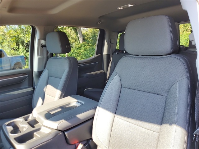 2025 Chevrolet Silverado 1500 LT photo 13