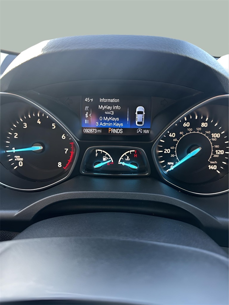2019 Ford Escape SEL photo 25