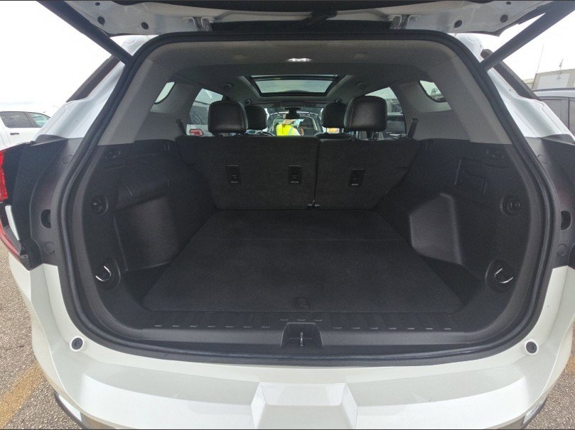 2022 Gmc Terrain SLT photo 3