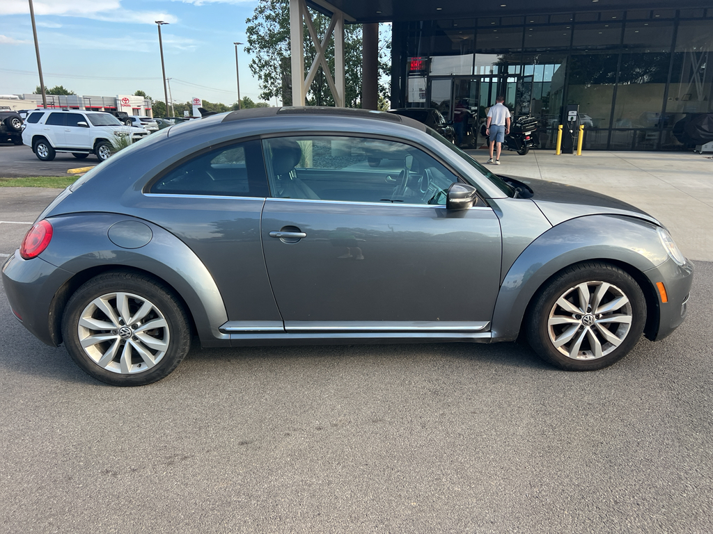 Used 2013 Volkswagen Beetle 2.0 with VIN 3VWJL7AT0DM614379 for sale in Elizabethtown, KY