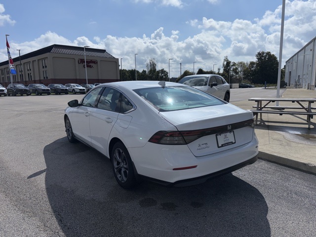 2023 Honda Accord EX photo 6