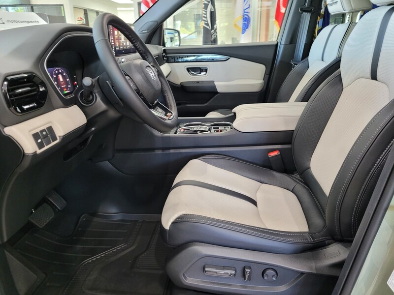 2026 Honda Passport TrailSport Elite photo 6