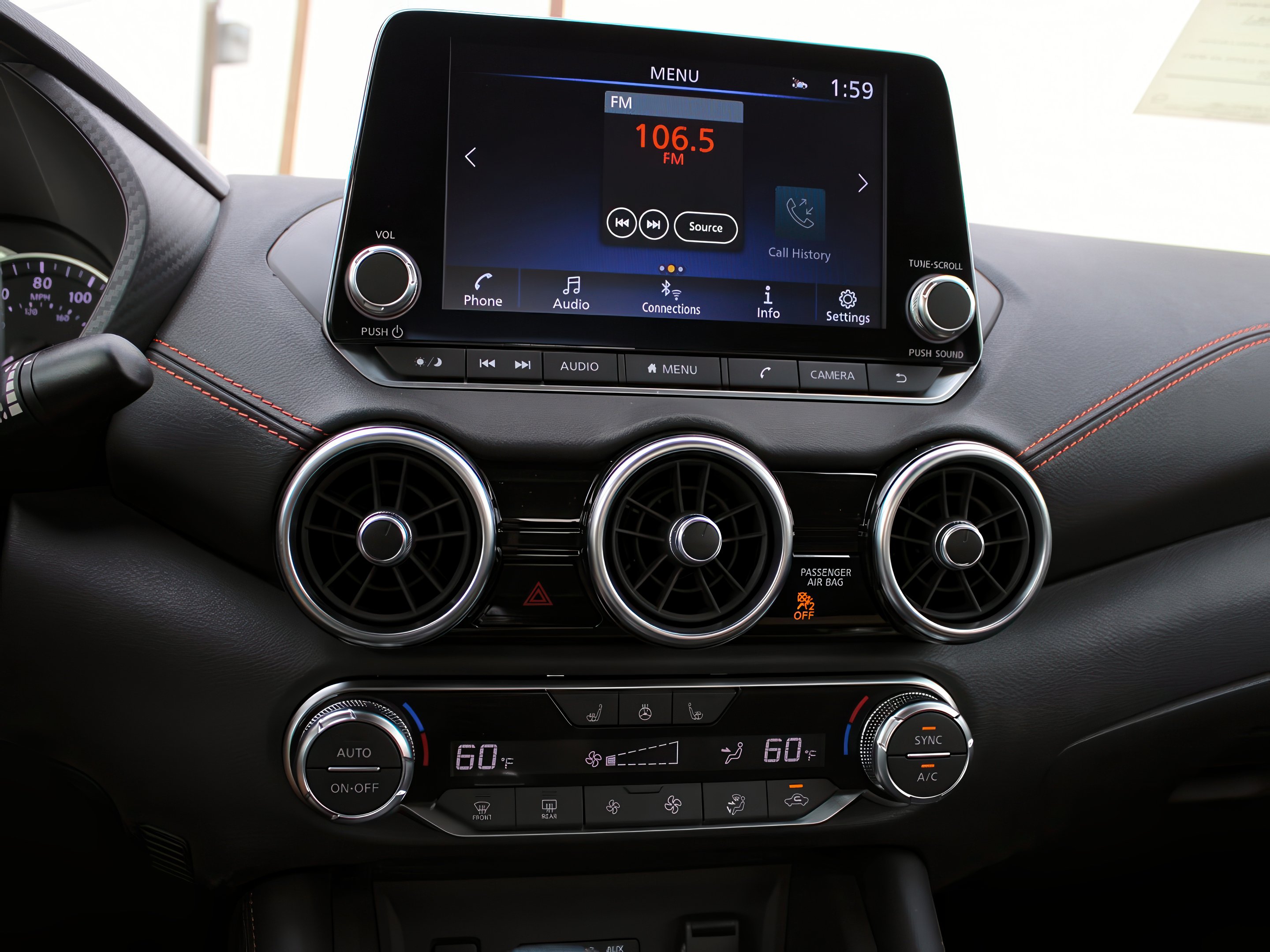 2025 Nissan Sentra SR Premium photo 18