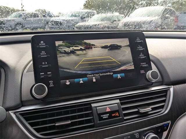 2020 Honda Accord Touring 2.0T photo 18