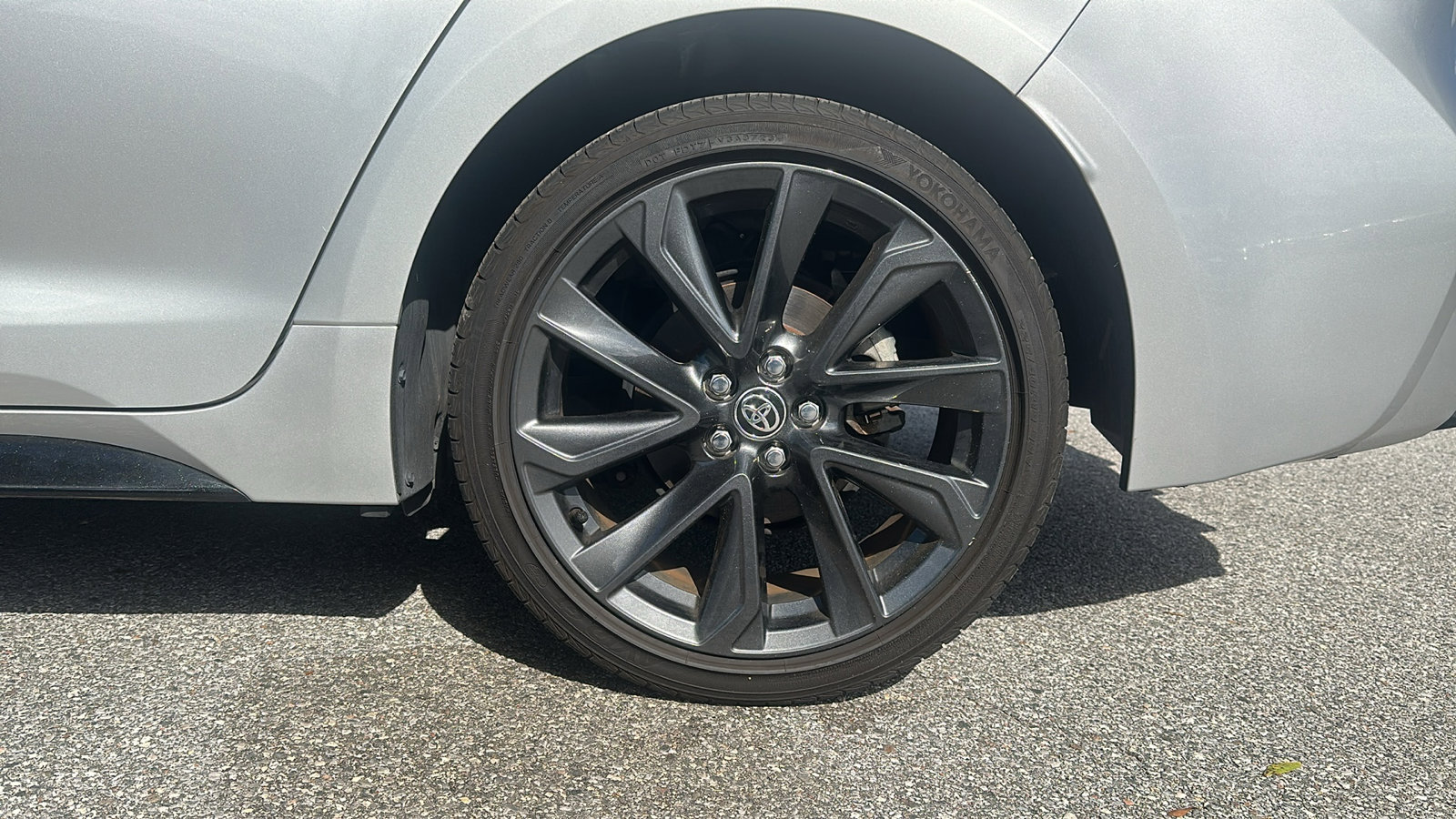 2024 Toyota Corolla XSE photo 19
