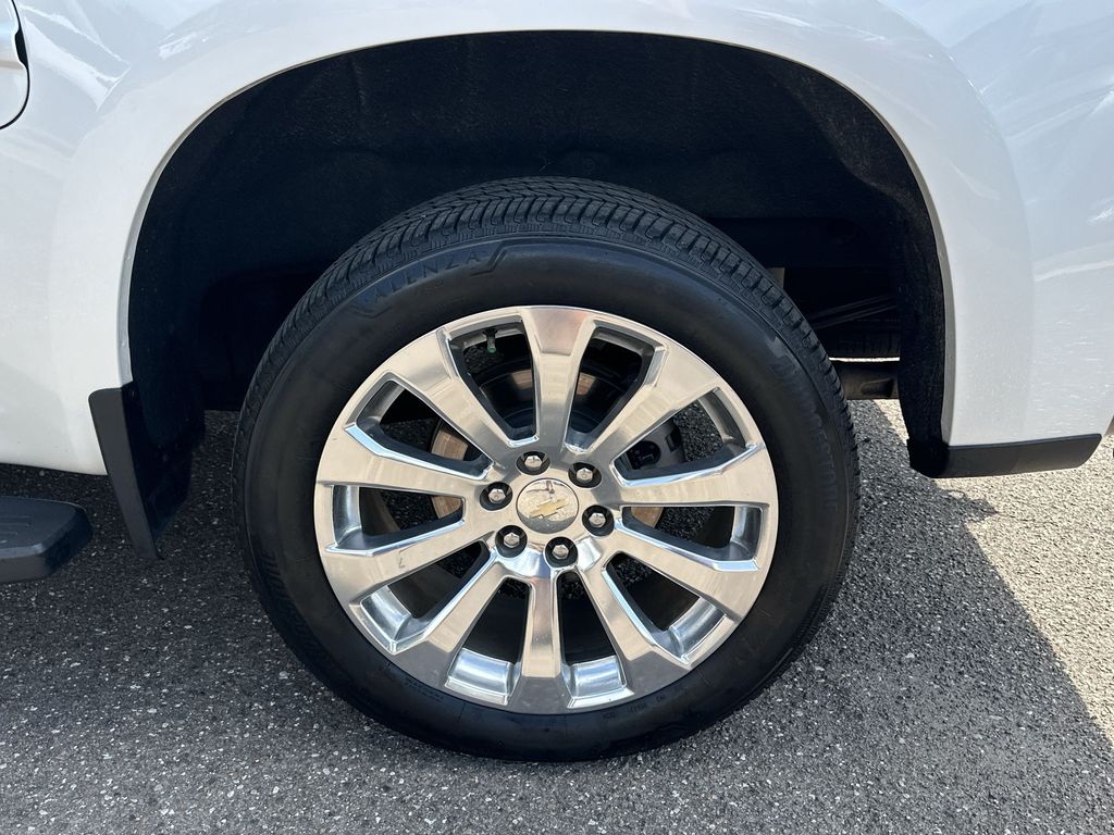 2021 Chevrolet Silverado 1500 High Country photo 32