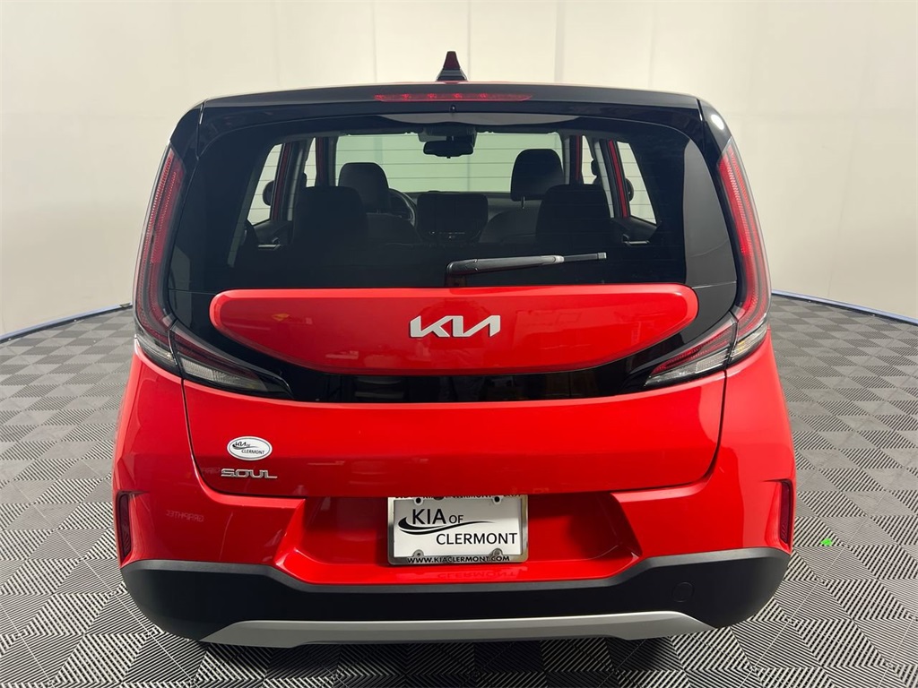 2025 Kia Soul S photo 3