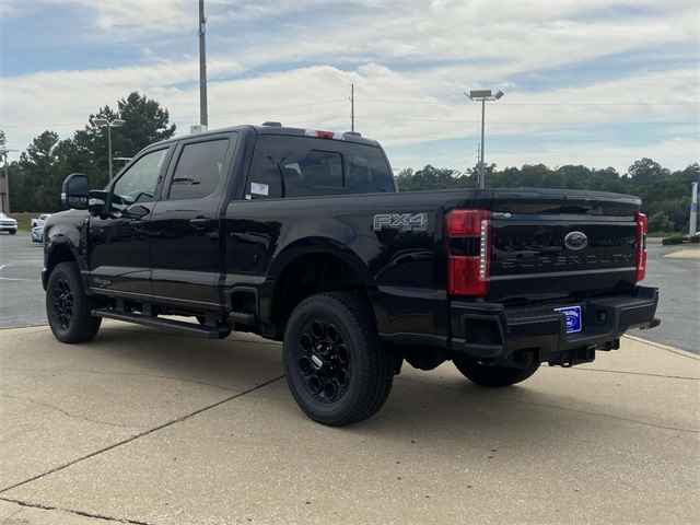 2026 Ford F-350 photo 4