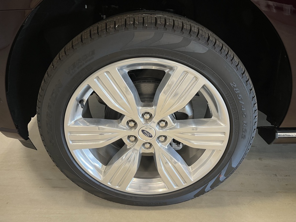 2024 Ford Expedition Platinum photo 9