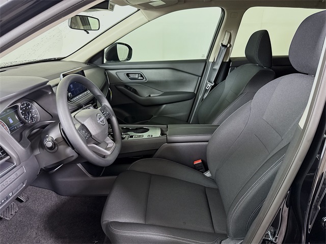 2025 Nissan Rogue S photo 3